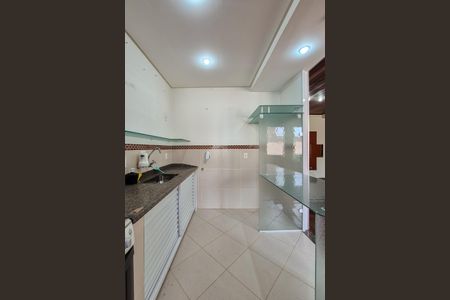 Apartamento à venda com 50m², 2 quartos e 1 vaga Apartamento à venda com 50m², 2 quartos e 1 vagaCozinha - Armários