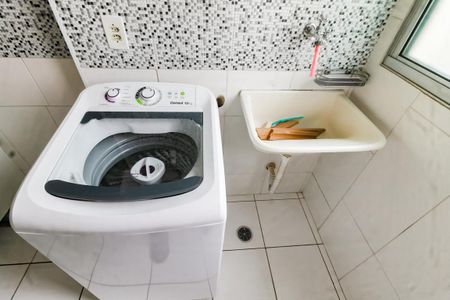 Apartamento para alugar com 49m², 2 quartos e 1 vagaDetalhe da area de serviço