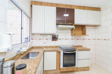 Casa de condomínio à venda com 68m², 2 quartos e 1 vagaCozinha