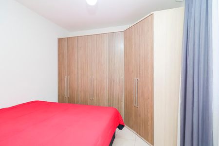 Casa de condomínio à venda com 68m², 2 quartos e 1 vagaQuarto 1