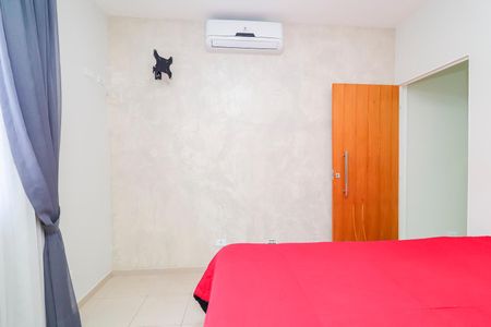 Casa de condomínio à venda com 68m², 2 quartos e 1 vagaQuarto 1