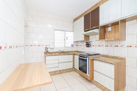 Casa de condomínio à venda com 68m², 2 quartos e 1 vagaCozinha