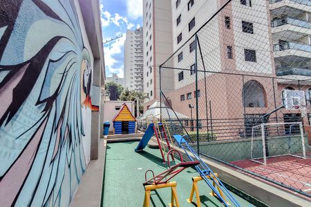 Apartamento à venda com 135m², 4 quartos e 2 vagasÁrea comum - Playground