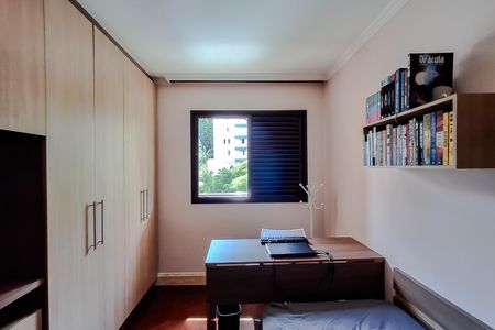 Apartamento à venda com 135m², 4 quartos e 2 vagasQuarto 1