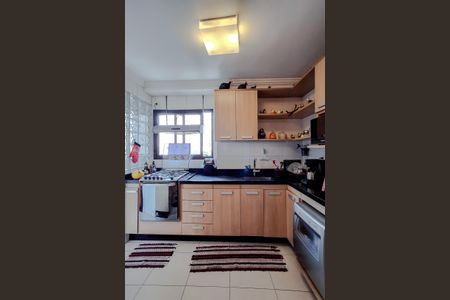 Apartamento à venda com 135m², 4 quartos e 2 vagasCozinha