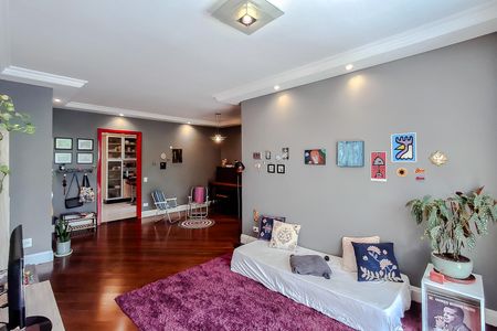 Apartamento à venda com 135m², 4 quartos e 2 vagasSala