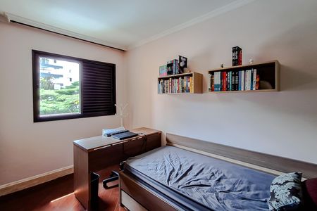 Apartamento à venda com 135m², 4 quartos e 2 vagasQuarto 1