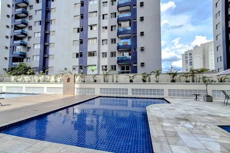 Apartamento à venda com 135m², 4 quartos e 2 vagasÁrea comum - Piscina