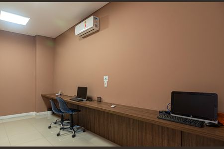 Apartamento para alugar com 45m², 1 quarto e 1 vagaÁrea comum - Coworking