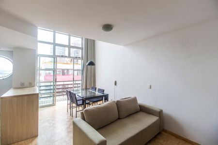 Sala  de apartamento para alugar com 1 quarto, 55m² em A Industrial, Barueri