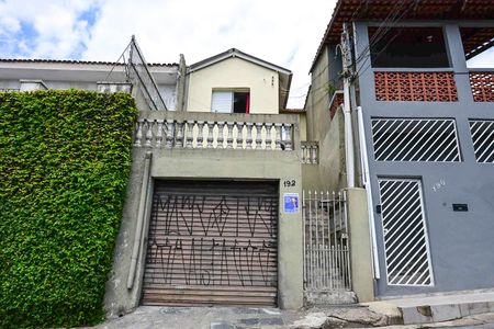 Casa à venda com 125m², 3 quartos e 1 vagaFachada