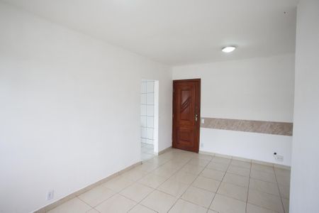 Sala de apartamento à venda com 2 quartos, 55m² em Taquara, Rio de Janeiro