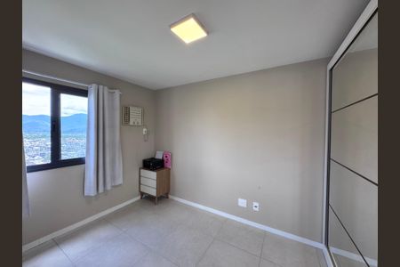 Apartamento à venda com 82m², 3 quartos e 1 vagaQuarto 2
