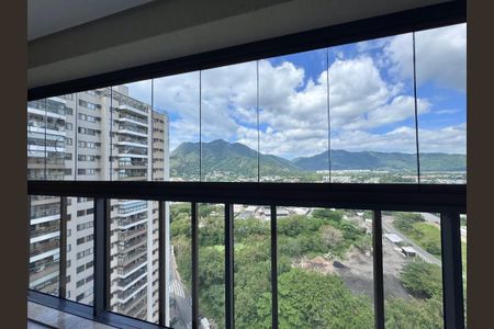 Apartamento à venda com 82m², 3 quartos e 1 vagaVaranda