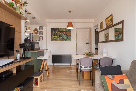 Apartamento à venda com 55m², 2 quartos e 2 vagasSala