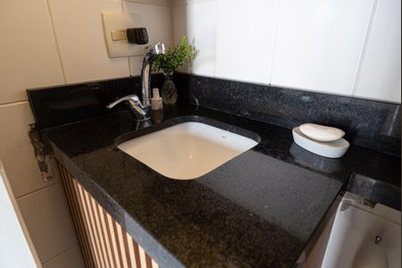 Apartamento à venda com 55m², 2 quartos e 2 vagasBanheiro 2