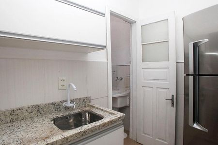 Cozinha + Área de Serviço de kitnet/studio para alugar com 1 quarto, 36m² em Floresta, Porto Alegre