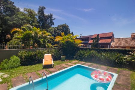 Casa à venda com 225m², 4 quartos e 2 vagasQuintal/Piscina