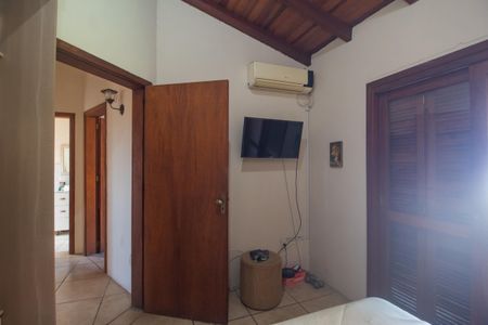 Casa à venda com 225m², 4 quartos e 2 vagasQuarto