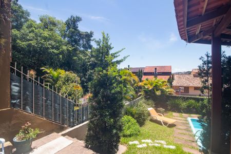 Casa à venda com 225m², 4 quartos e 2 vagasQuintal