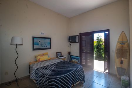 Casa à venda com 225m², 4 quartos e 2 vagasQuarto 4