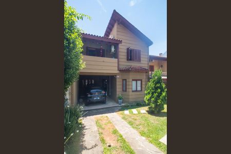 Casa à venda com 225m², 4 quartos e 2 vagasFachada
