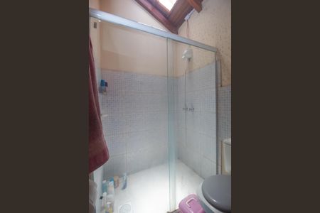 Casa à venda com 225m², 4 quartos e 2 vagasBanheiro 2