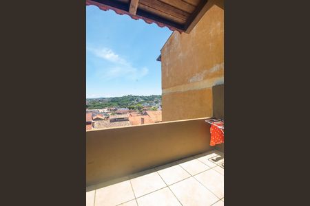 Casa à venda com 225m², 4 quartos e 2 vagasVaranda