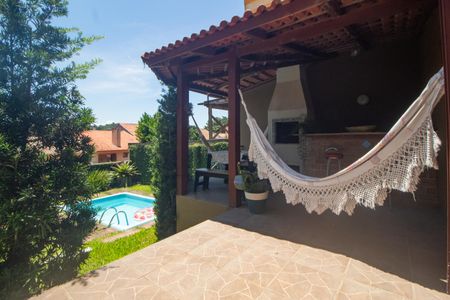 Casa à venda com 225m², 4 quartos e 2 vagasQuintal
