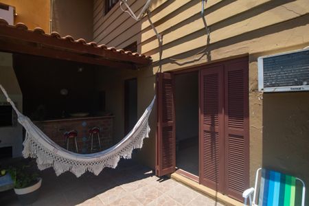 Casa à venda com 225m², 4 quartos e 2 vagasQuintal