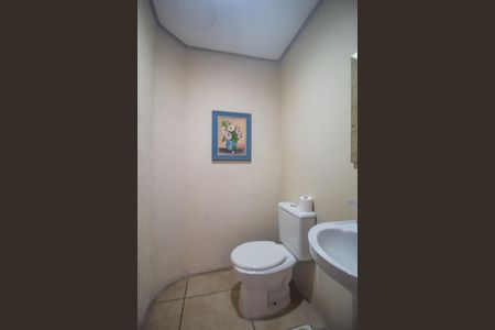 Casa à venda com 225m², 4 quartos e 2 vagasBanheiro