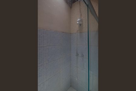 Casa à venda com 225m², 4 quartos e 2 vagasBanheiro 2