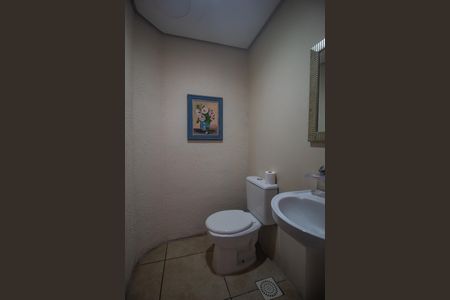 Casa à venda com 225m², 4 quartos e 2 vagasBanheiro