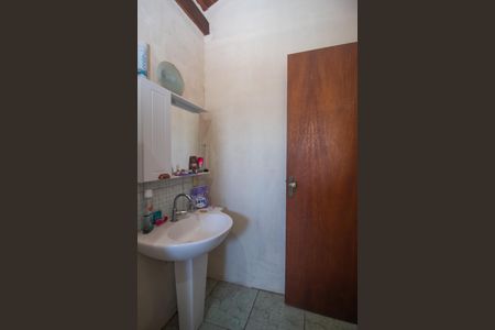 Casa à venda com 225m², 4 quartos e 2 vagasBanheiro da Suíte