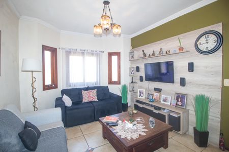 Casa à venda com 225m², 4 quartos e 2 vagasSala