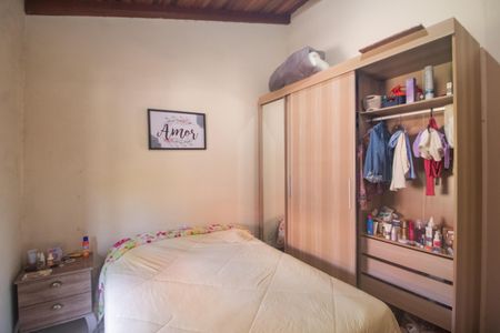 Casa à venda com 225m², 4 quartos e 2 vagasQuarto