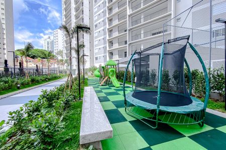 Apartamento à venda com 126m², 3 quartos e 2 vagas Apartamento à venda com 126m², 3 quartos e 2 vagasÁrea comum - Playground