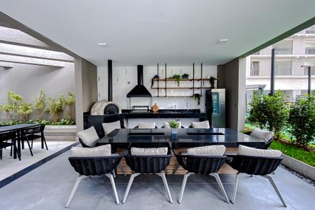 Apartamento à venda com 126m², 3 quartos e 2 vagas Apartamento à venda com 126m², 3 quartos e 2 vagasÁrea comum - Churrasqueira