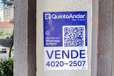 Apartamento à venda com 126m², 3 quartos e 2 vagas Apartamento à venda com 126m², 3 quartos e 2 vagasPlaquinha