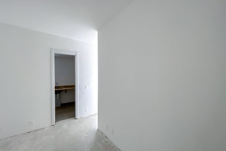 Apartamento à venda com 126m², 3 quartos e 2 vagas Apartamento à venda com 126m², 3 quartos e 2 vagasQuarto 2 - Suíte