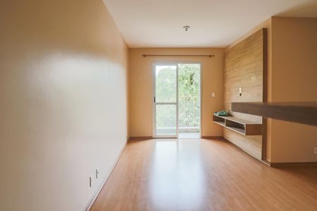Sala de apartamento para alugar com 3 quartos, 69m² em Jardim Luísa, São Paulo