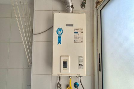 Apartamento para alugar com 110m², 4 quartos e 2 vagasDetalhe da Área de Serviço 