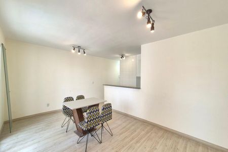Sala  de apartamento para alugar com 4 quartos, 110m² em Vila Progresso, Campinas