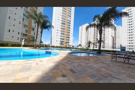 Apartamento para alugar com 110m², 4 quartos e 2 vagasÁrea comum - Piscina