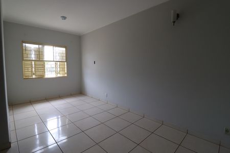 Casa para alugar com 10m², 2 quartos e 1 vagaSuite