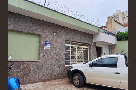 Casa para alugar com 10m², 2 quartos e 1 vagaPlaca
