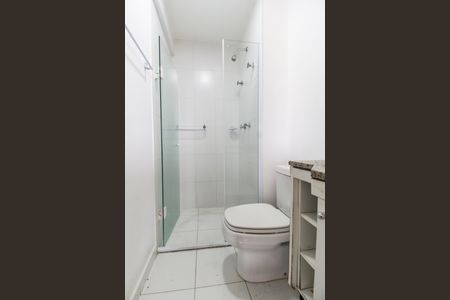 Apartamento para alugar com 65m², 2 quartos e 1 vaga Apartamento para alugar com 65m², 2 quartos e 1 vagaBanheiro 2