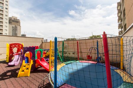 Apartamento para alugar com 65m², 2 quartos e 1 vagaÁrea comum - Playground