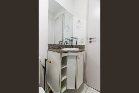 Apartamento para alugar com 65m², 2 quartos e 1 vaga Apartamento para alugar com 65m², 2 quartos e 1 vagaBanheiro 2