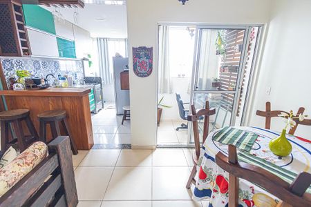 sala de apartamento para alugar com 2 quartos, 60m² em Manacás, Belo Horizonte